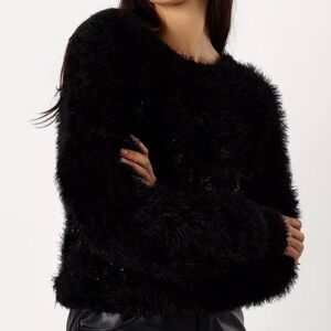 GRACIA Fuzzy crop sweater 3/4 sleeves